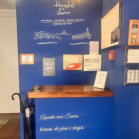 Hostal La Lluna Аренис де Мар Екстериор снимка