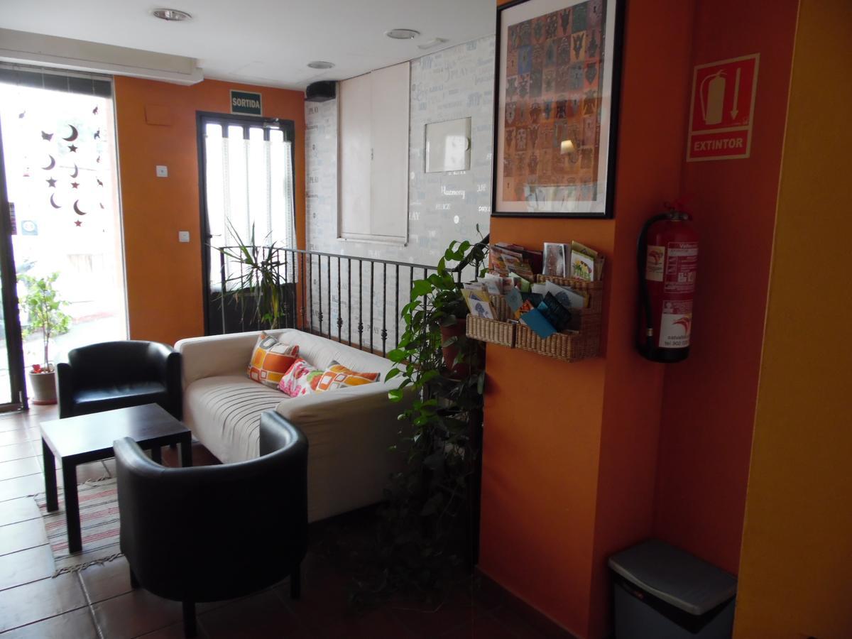 Hostal La Lluna Аренис де Мар Екстериор снимка